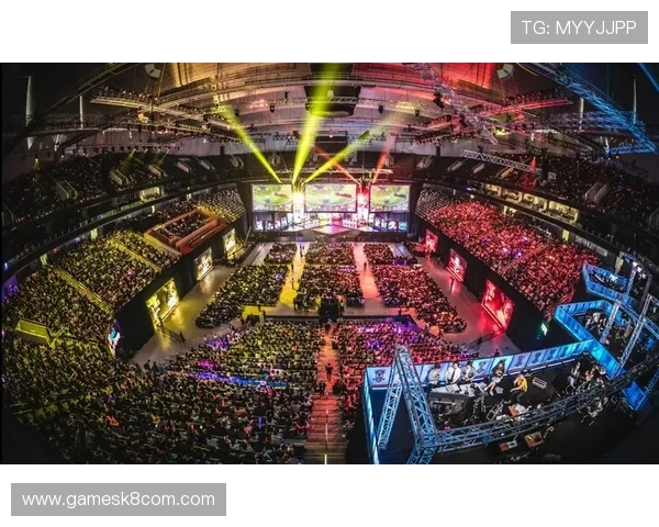 K8体育娱乐：分析其在电竞与体育娱乐融合中的创新模式